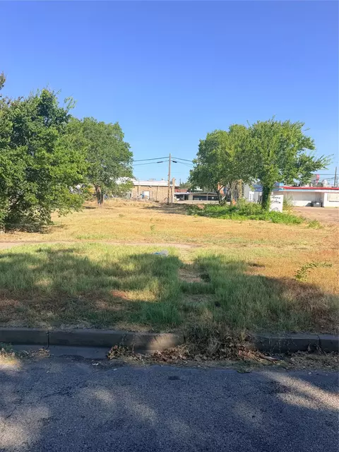 406 W Brown St, Ennis, TX 75119