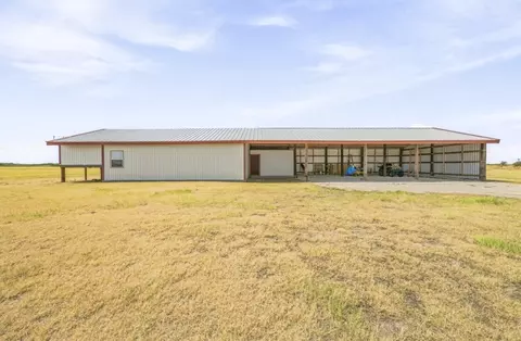 323 Slaughter, Megargel, TX 76370