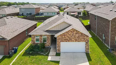 746 Wilshire Dr, Lavon, TX 75166