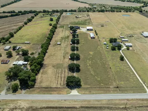 View/Area - 5112 Old Caufield Ranch Rd, Mcgregor, TX 76657 photo 2 of 5