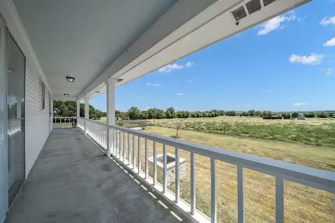 Exterior - 5112 Old Caufield Ranch Rd, Mcgregor, TX 76657 photo 4 of 6