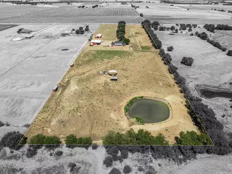 View/Area - 5112 Old Caufield Ranch Rd, Mcgregor, TX 76657 photo 5 of 5