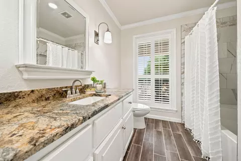 Bath - 5112 Old Caufield Ranch Rd, Mcgregor, TX 76657 photo 1 of 4