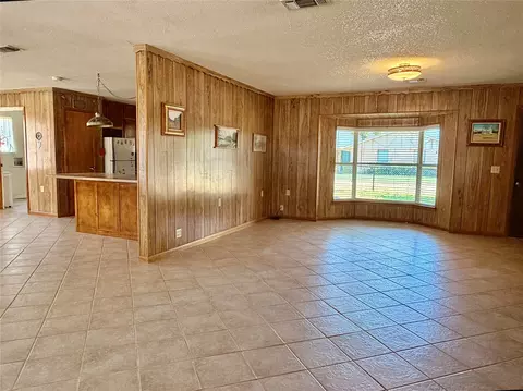 Living - 200 S Speed St, Gustine, TX 76455 photo 3 of 6
