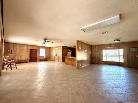 Living - 200 S Speed St, Gustine, TX 76455 photo 4 of 6