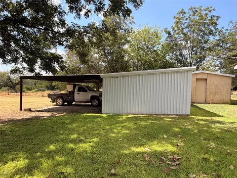 Exterior - 200 S Speed St, Gustine, TX 76455 photo 3 of 5