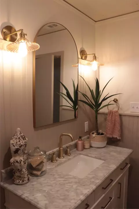 Bath - 4617 Scottwood Dr, Waco, TX 76708 photo 2 of 3