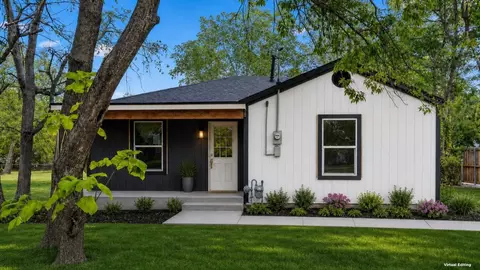 1036 Davis St N, Sulphur Springs, TX 75482
