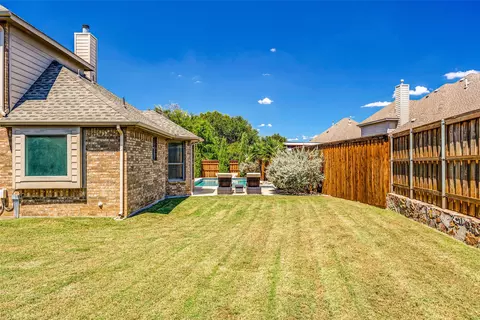 Exterior - 831 Texcoco Dr, Prosper, TX 75078 photo 3 of 6