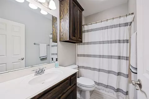 Bath - 831 Texcoco Dr, Prosper, TX 75078 photo 3 of 5