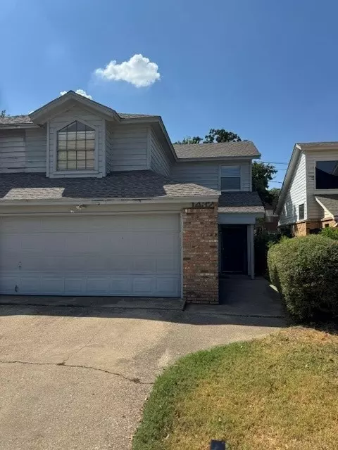1432 Palmnold Cir W, Fort Worth, TX 76120