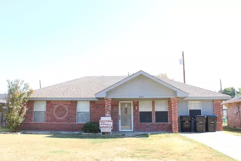 307 Briar Creek Dr, Crandall, TX 75114
