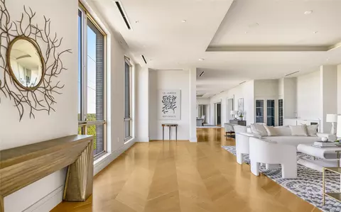 4205 Buena Vista St #501, Dallas, TX 75205
