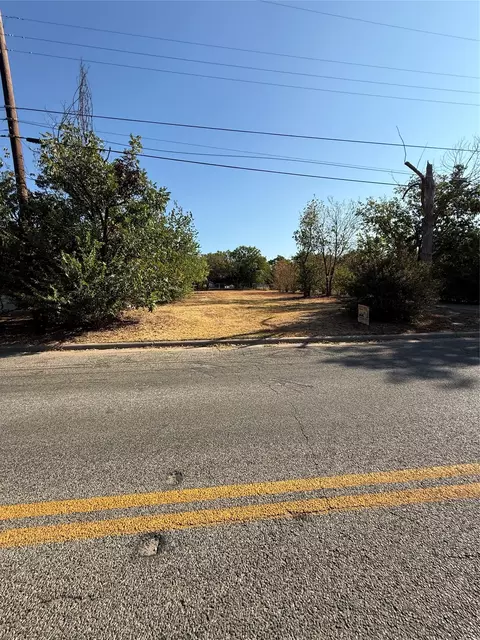 Undisclosed, Brownwood, TX 76801