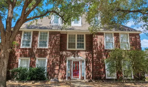 711 Amesbury Dr, Mesquite, TX 75150