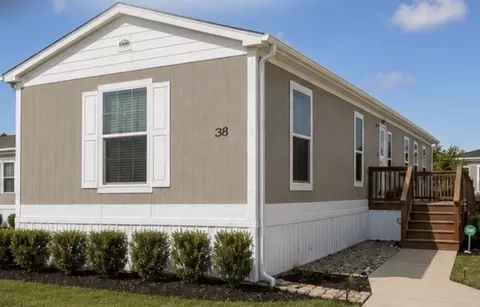 1800 Oak Grove Rd E #38, Burleson, TX 76028
