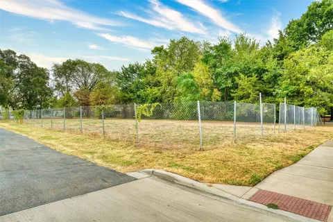 4932 Reiger Ave, Dallas, TX 75214