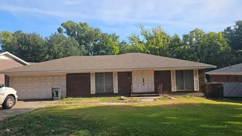 133 Holcomb Dr, Shreveport, LA 71103
