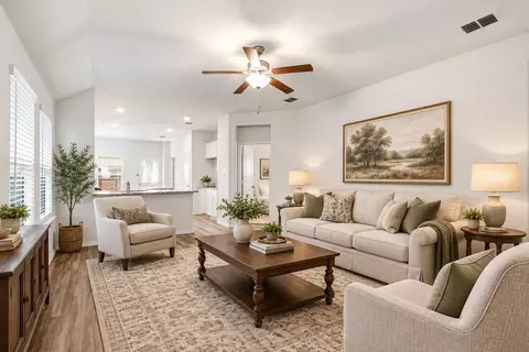 4007 Springfield Ln, Heartland, TX 75126