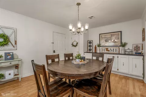 Dining - 706 Claiborne St, Minden, LA 71055 photo 3 of 3