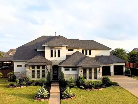 Exterior - 2001 Harvard Ave, Prosper, TX 75078 photo 8 of 10