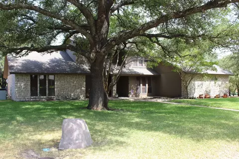115 Sandra Palmer St, Stephenville, TX 76401