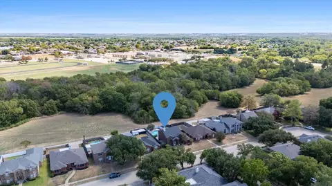 2324 Boardwalk Dr, Mesquite, TX 75181