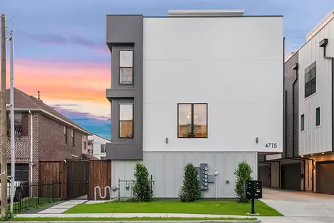 4715 Manett St #103, Dallas, TX 75204