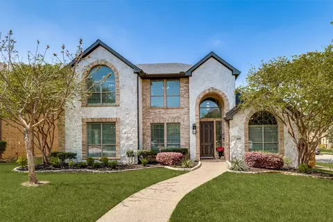 400 S Hampton Ct, Lewisville, TX 75056