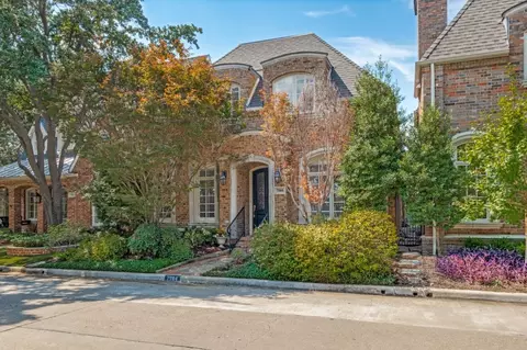 7984 Caruth Ct, Dallas, TX 75225