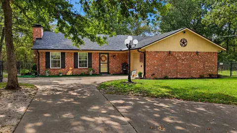 3602 San Saba, Athens, TX 75752