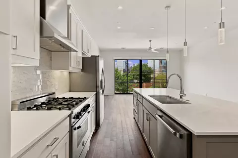 5122 Capitol Ave #103, Dallas, TX 75206