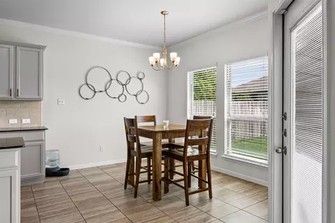 Dining - 815 Cross Dr, Temple, TX 76502 photo 1 of 1