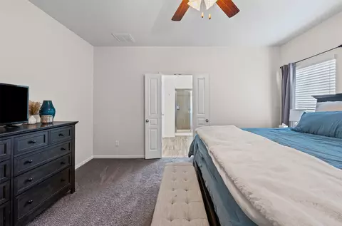 Bedroom - 815 Cross Dr, Temple, TX 76502 photo 4 of 5