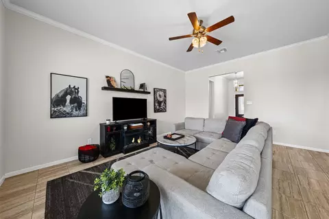 Living - 815 Cross Dr, Temple, TX 76502 photo 2 of 3