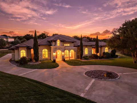 4908 Arbol Ct, Benbrook, TX 76126