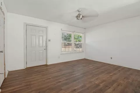 Living - 1024 Harris Dr, Euless, TX 76039 photo 1 of 2