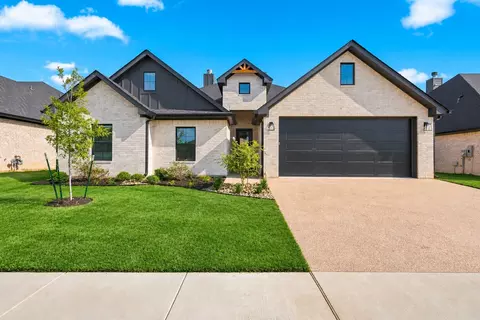 13045 Rainier Dr, Woodway, TX 76712