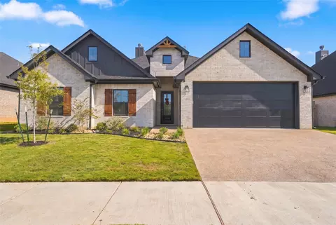 13045 Rainier Dr, Woodway, TX 76712