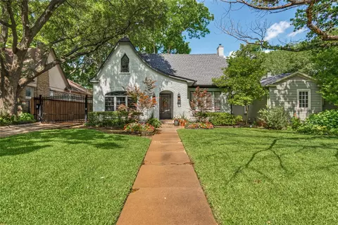 1151 N Winnetka Ave, Dallas, TX 75208