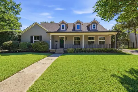 3709 Wildwood Rd, Fort Worth, TX 76107