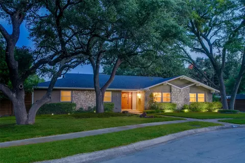 3918 Royal Palms Ct, Dallas, TX 75244