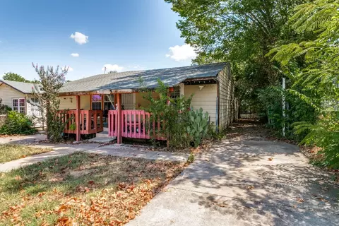 4329 Lubbock Ave, Fort Worth, TX 76115