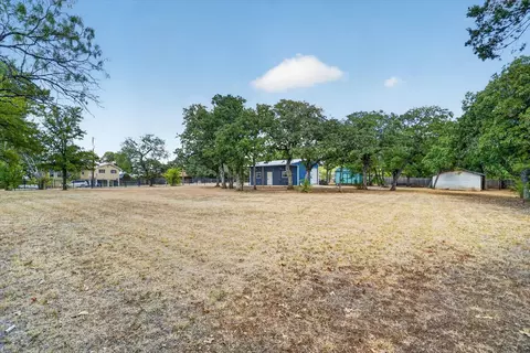 Exterior - 237 Live Oak Loop, Whitney, TX 76692 photo 9 of 14