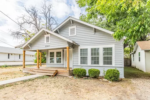 2543 E Ann Arbor Ave, Dallas, TX 75216