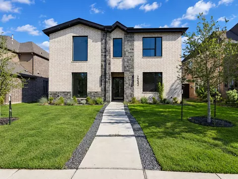 2232 Chenault Dr, Frisco, TX 75033