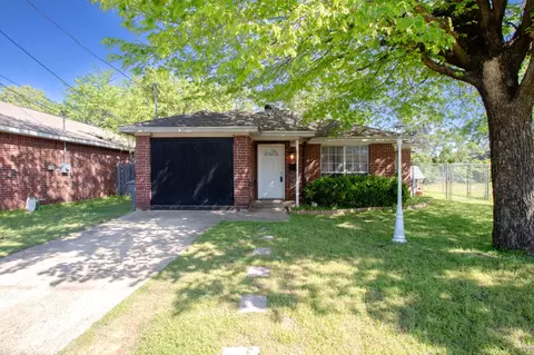 2651 Anderson St, Dallas, TX 75215