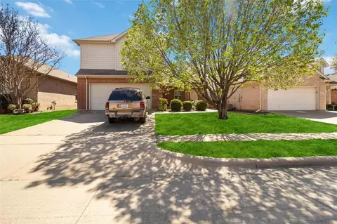 2680 Silver Hill Dr, Fort Worth, TX 76131