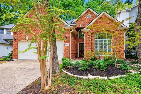 6722 Clear Springs Cir, Garland, TX 75044