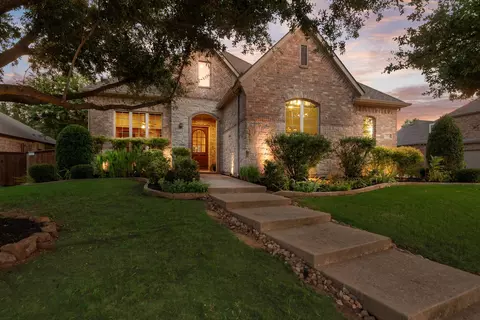 Exterior - 1516 Silverleaf Dr, Keller, TX 76248 photo 2 of 7